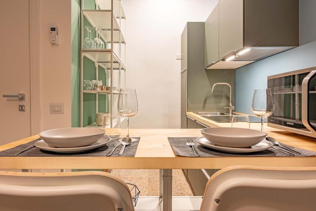 Guest Planet - Cozy Housing Porta Romana M3 Milano Ngoại thất bức ảnh