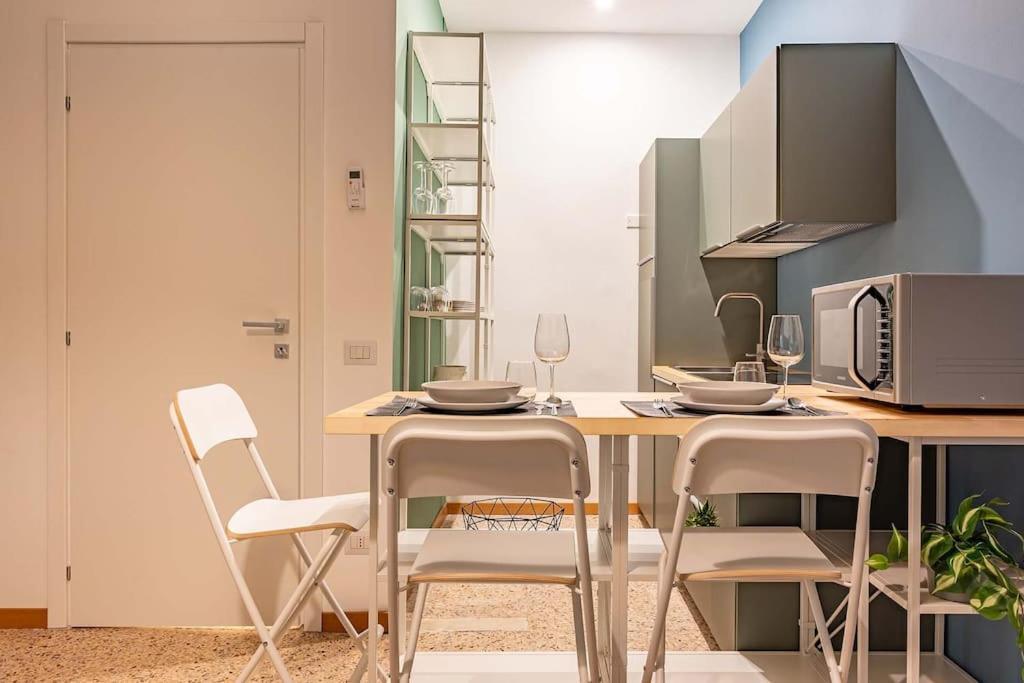 Guest Planet - Cozy Housing Porta Romana M3 Milano Ngoại thất bức ảnh